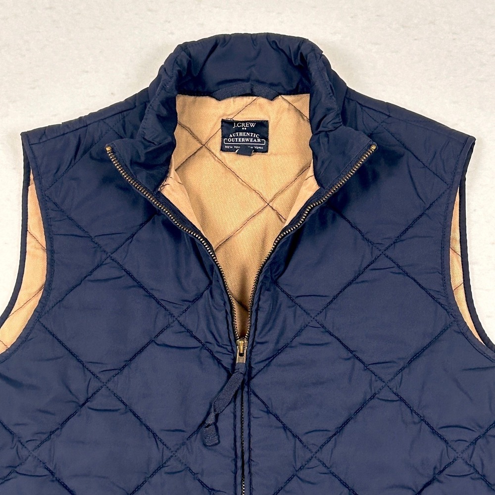 J.Crew Quilted Vest Mens S Full Zip Preppy Gorpcore Hiking Navy Blue Small EUC - Picture 3 of 10
